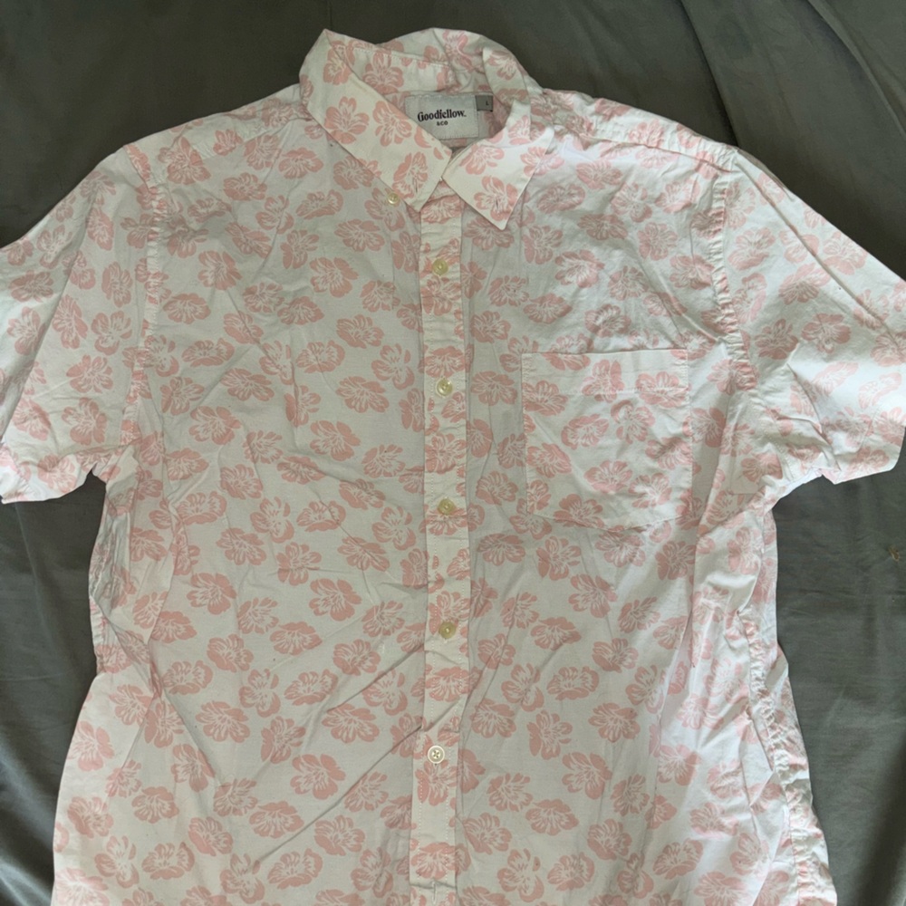 Pink floral men’s button up short sleeve